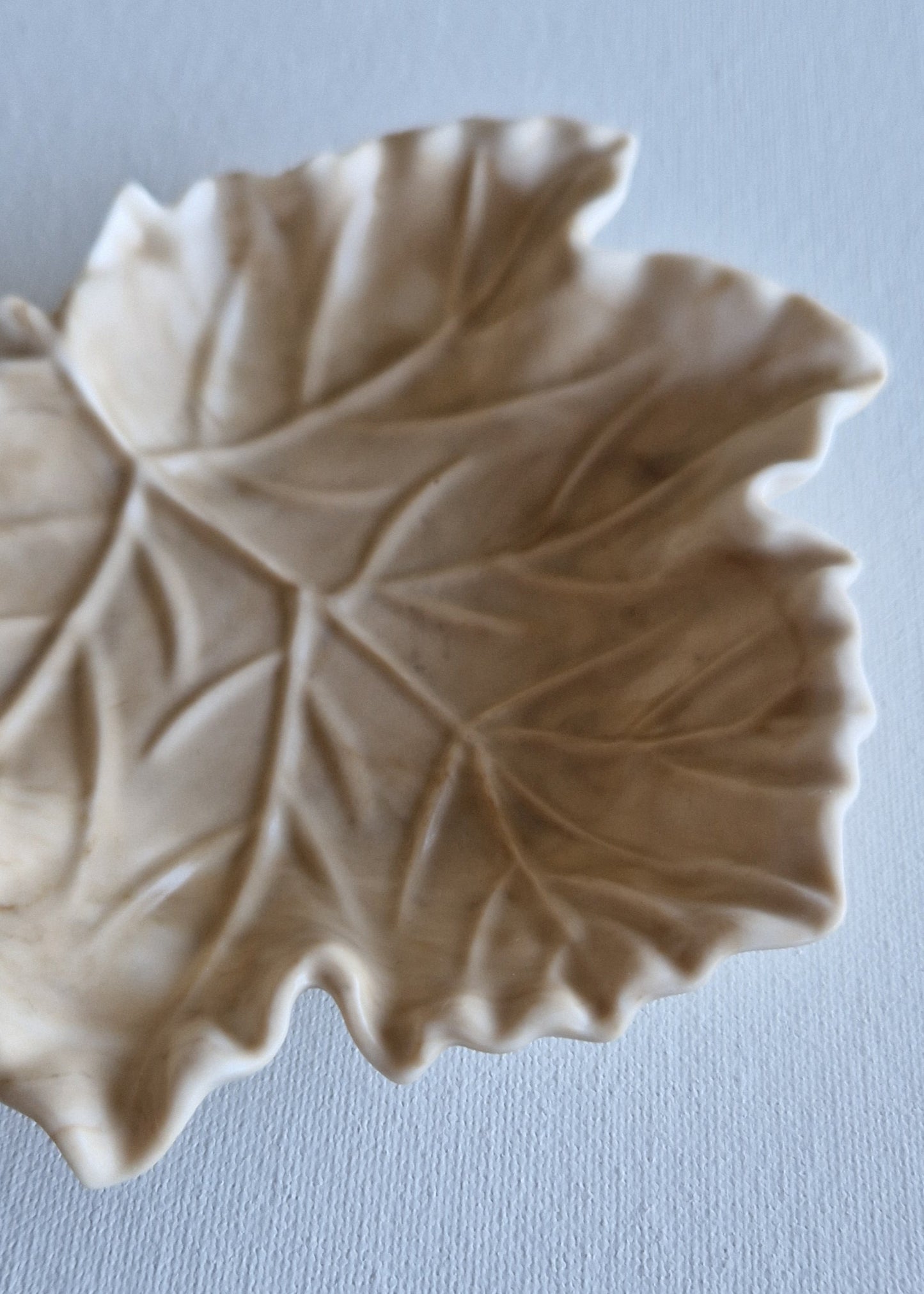 The Maple Leaf, Beige marble