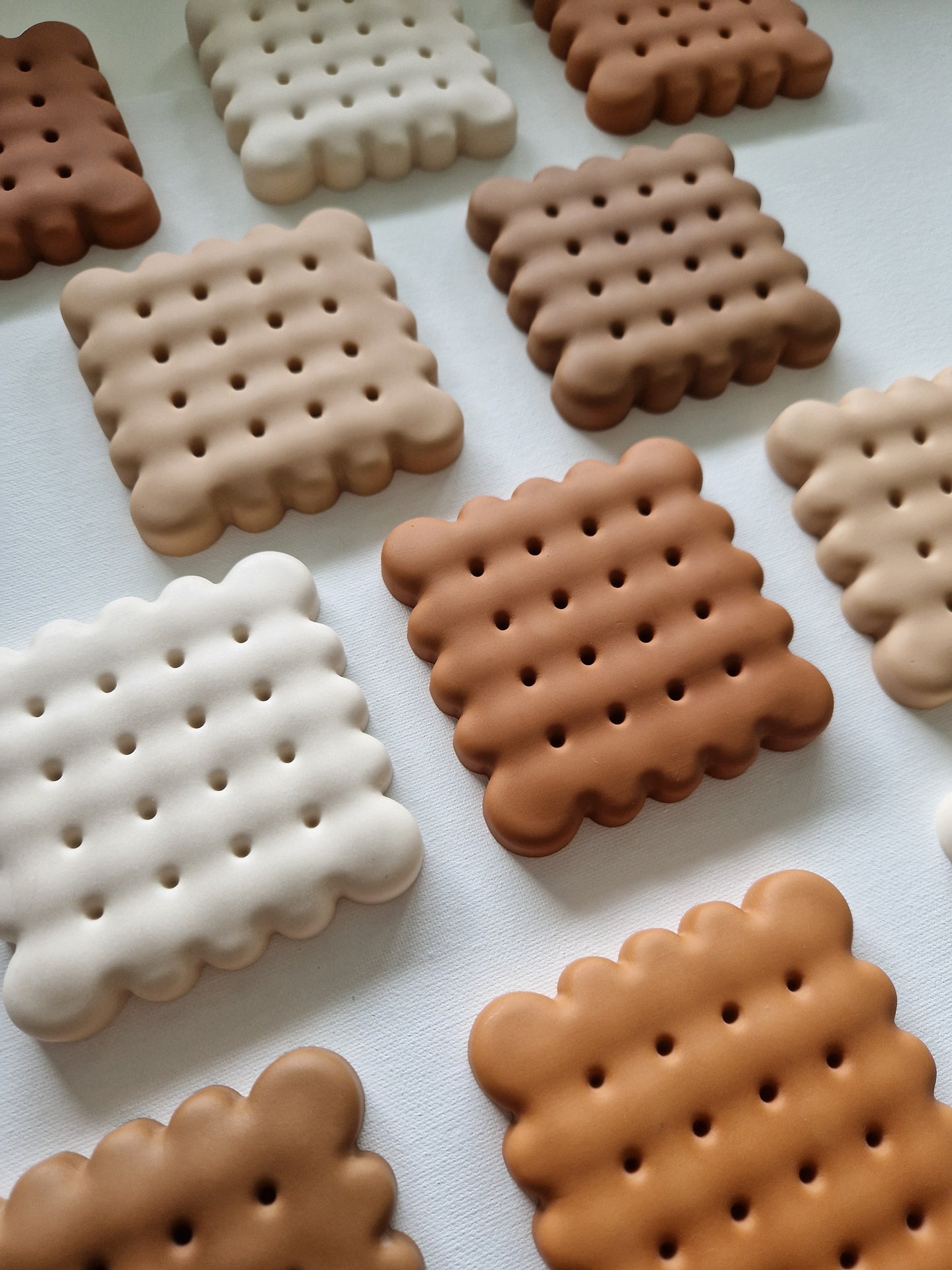 The Cookie, Light cool brown