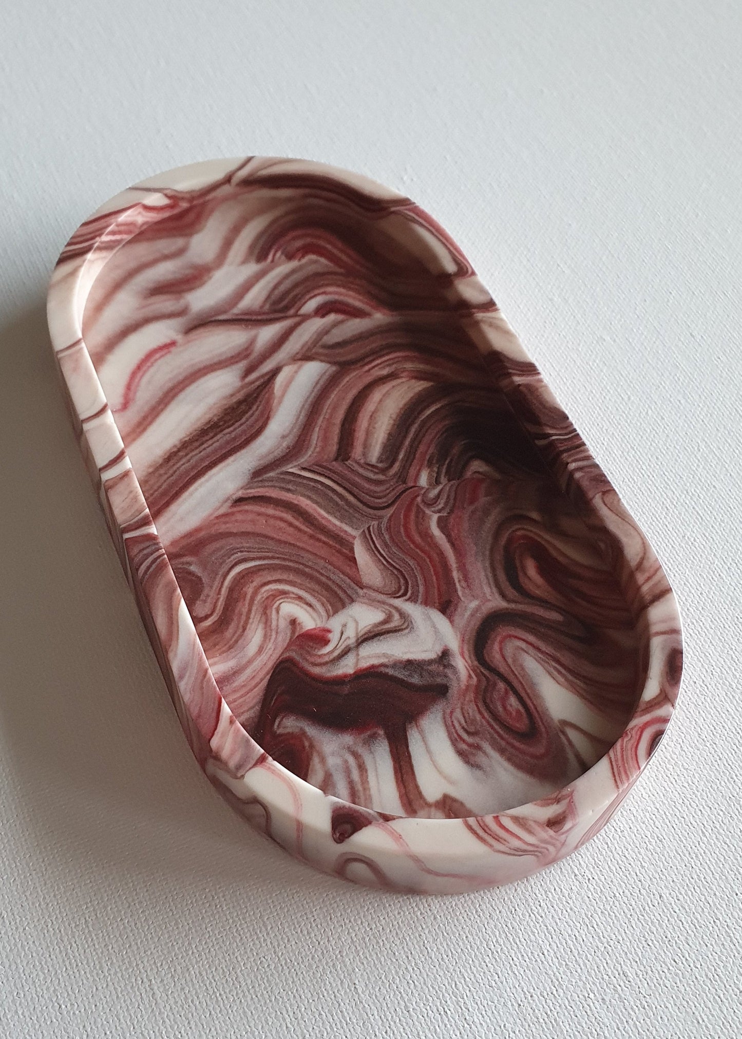 The Oval, Mauve marble