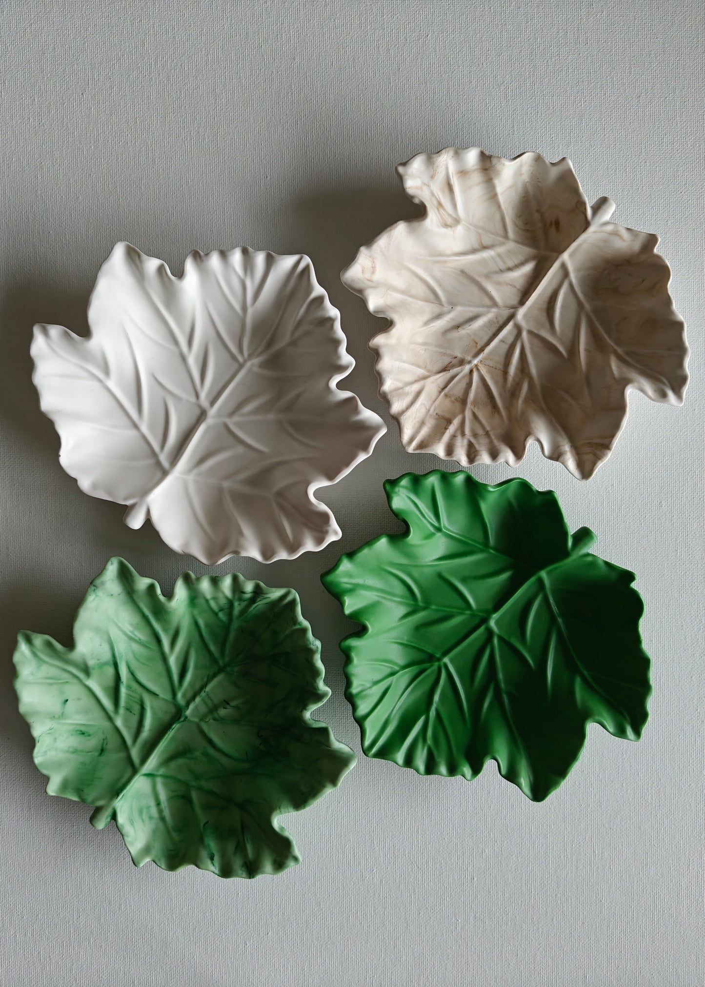 The Maple Leaf, Powder