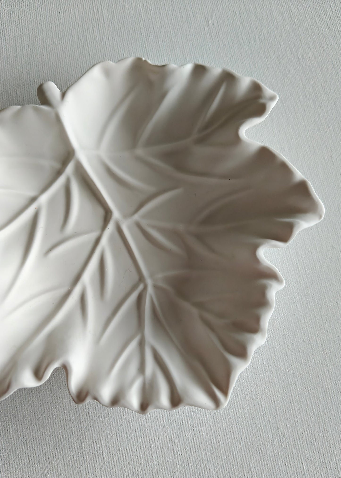 The Maple Leaf, Powder