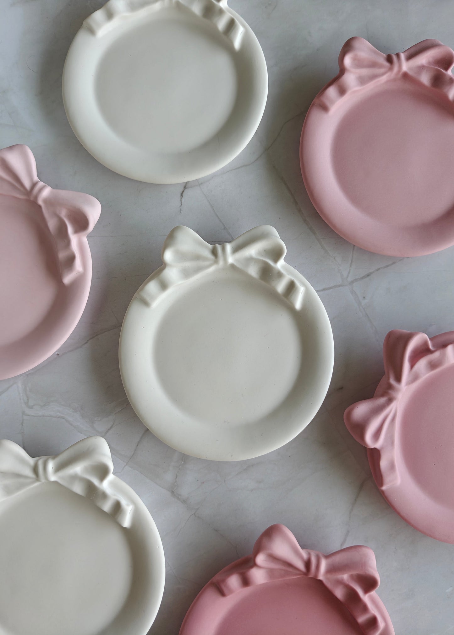 The Bow, Baby pink