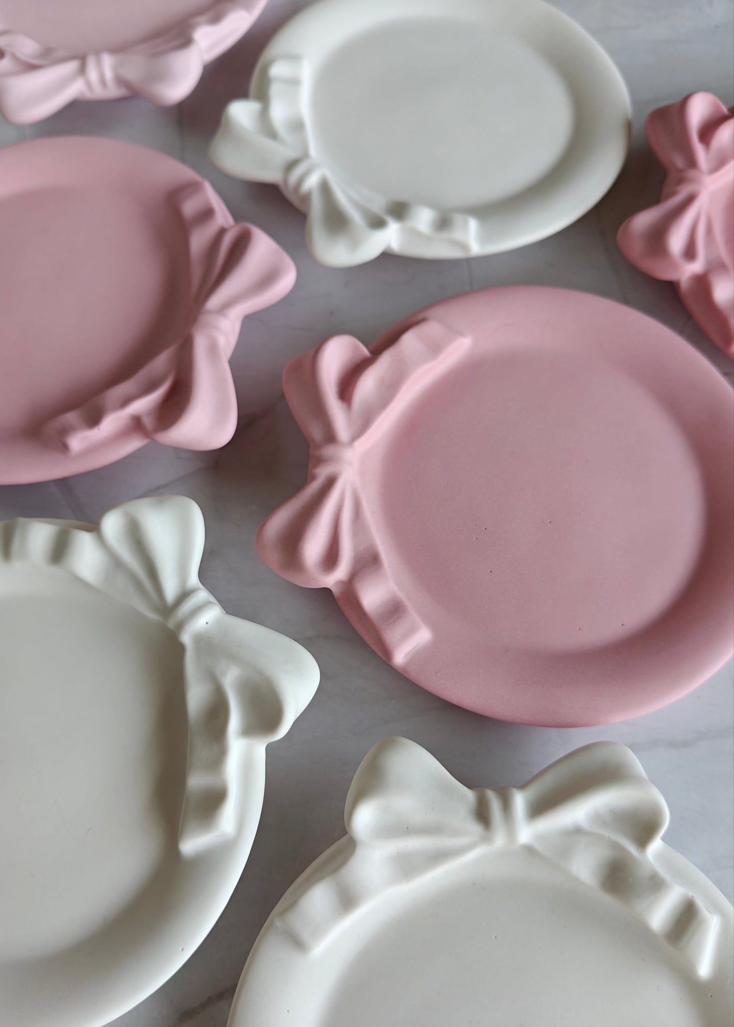 The Bow, Baby pink