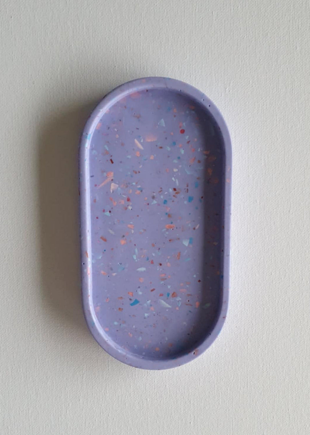 The Oval, Lilla with pink & blue terrazzo